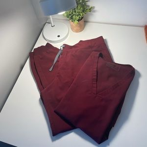 FIGS scrub set. Cosma top & Zamora Jogger.